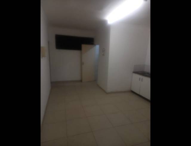 1 BEDROOM PROPERTY TO RENT IN OVERPORT